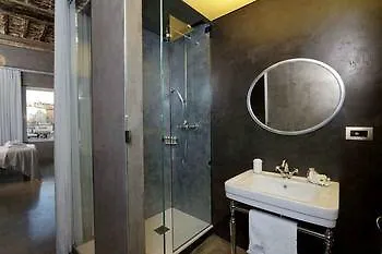 Otel Mama's 2*